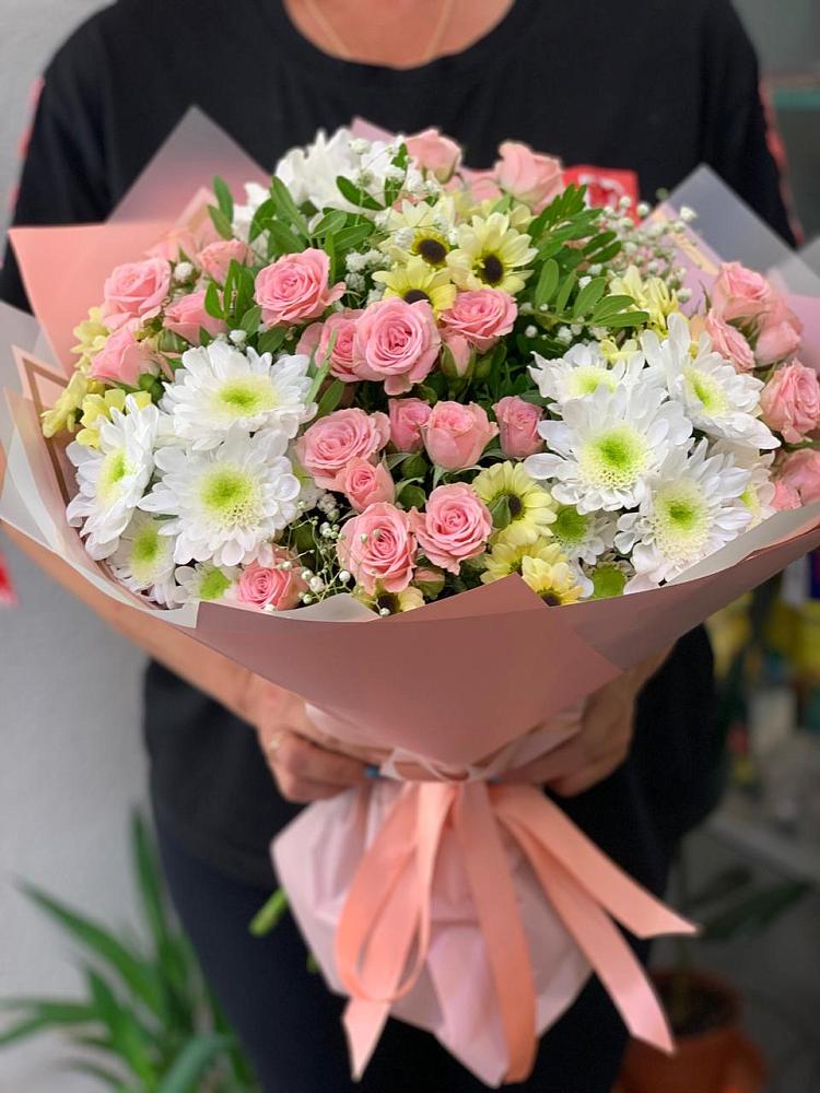 Букет цветов из: Розы и Хризантемы в Каменке Пензенской области