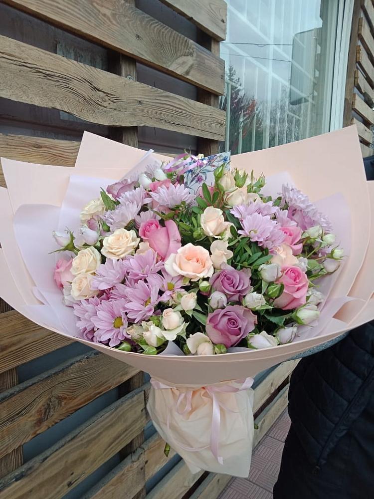 Букет цветов из: Розы и Хризантемы в Каменке Пензенской области