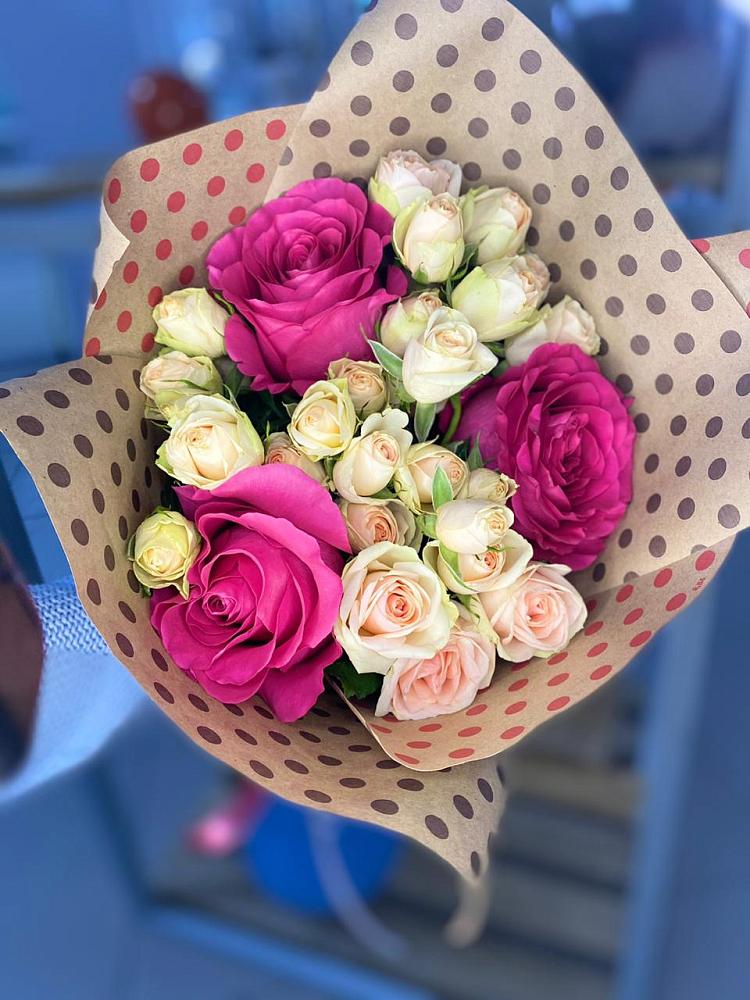 Букет цветов из: Розы в Каменке Пензенской области