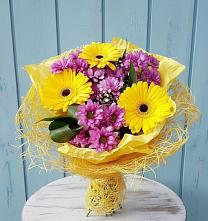 Букет цветов из:  Хризантемы и Герберы в Каменке Пензенской области