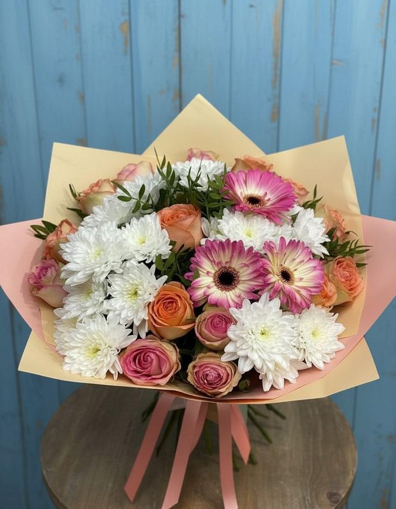 Букет цветов из: Розы, Герберы и Хризантемы в Каменке Пензенской области