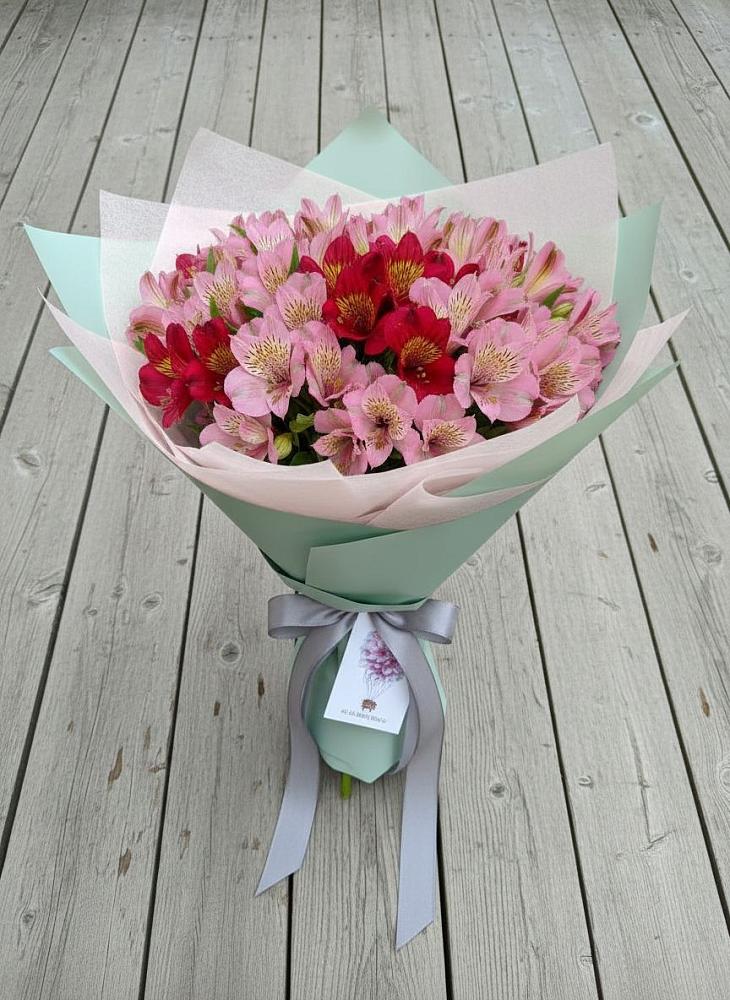 Букет цветов из: Альстромерии в Каменке Пензенской области