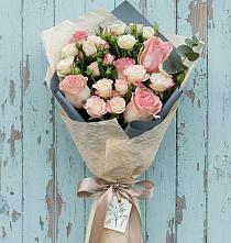 Букет цветов из:  Розы #REPLACE_PRED# Каменке Пензенской области