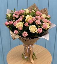 Букет цветов из:  Розы в Каменке Пензенской области