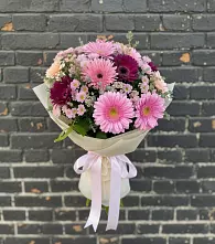 Букет цветов из:  Герберы и Хризантемы в Каменке Пензенской области