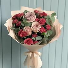 Букет цветов из:  Гвоздики и Розы в Каменке Пензенской области