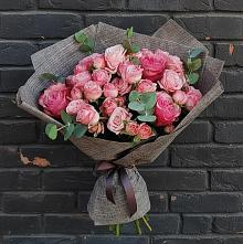 Букет цветов из:  Розы в Каменке Пензенской области